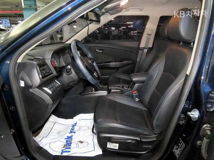 KG Mobility (Ssangyong) Tivoli Gasoline V3 2WD Base Type 7