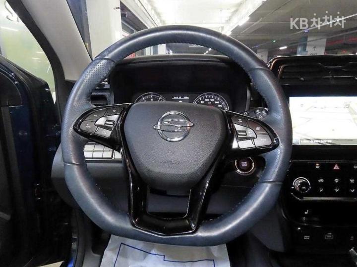 KG Mobility (Ssangyong) Tivoli Gasoline V3 2WD Base Type 9