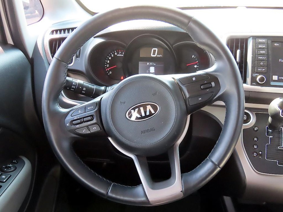 2021 - kia ray