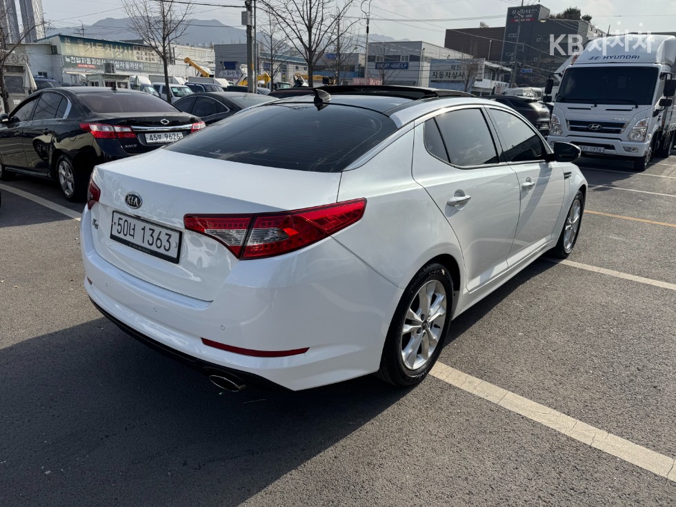 2011 - kia k5