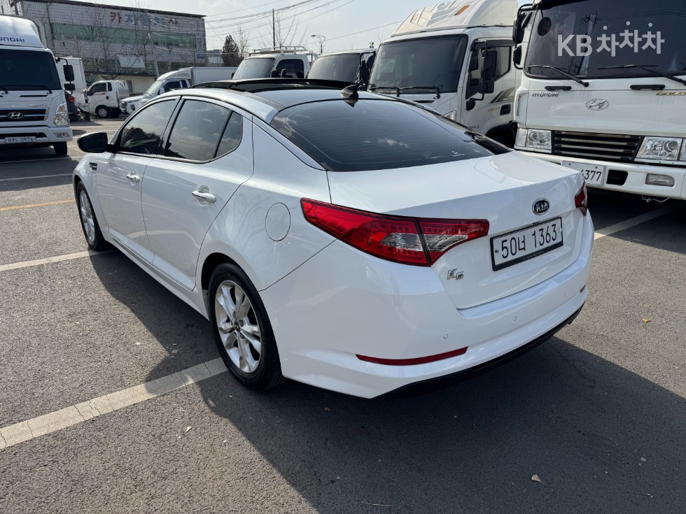 2011 - kia k5