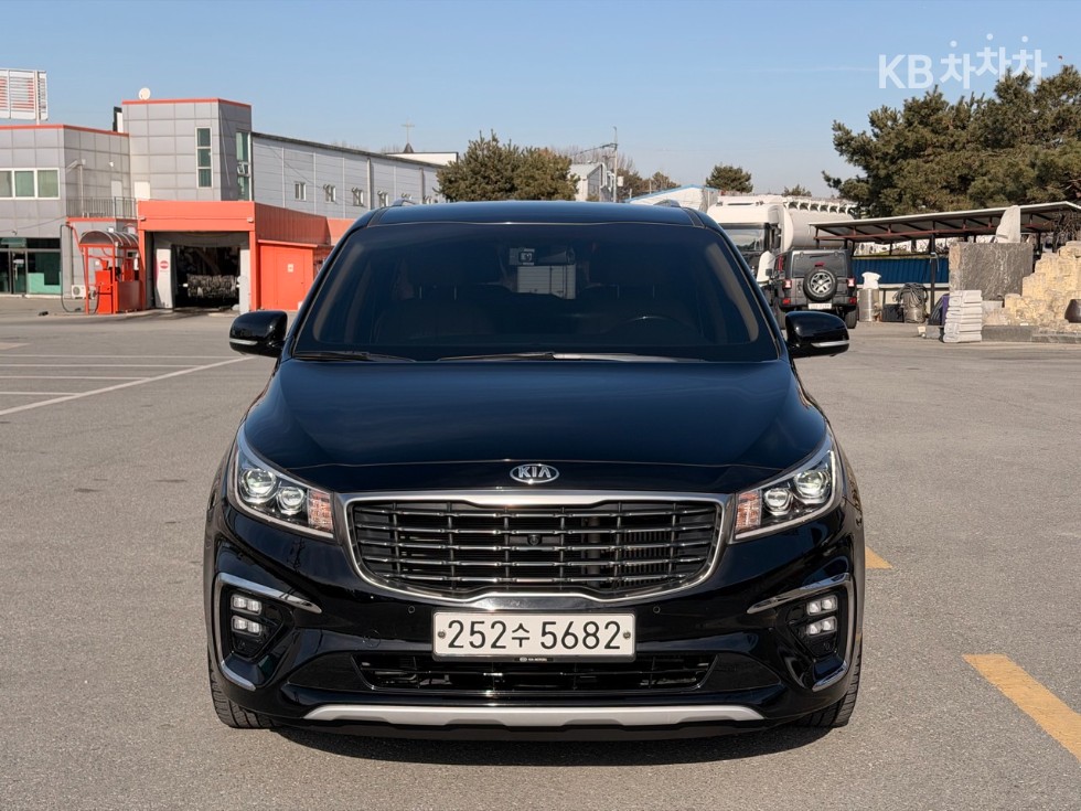 2019 - kia carnival