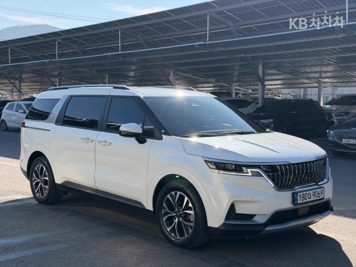 Kia Carnival D2.2 Prestige — фото 3