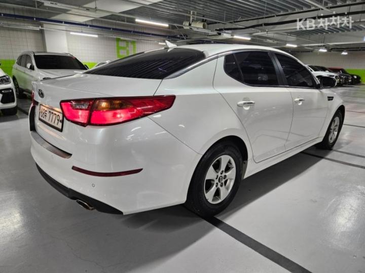 Kia K5 LPI Deluxe Base Type 5