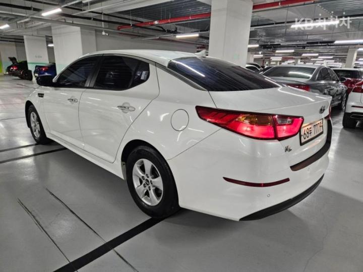 Kia K5 LPI Deluxe Base Type 7