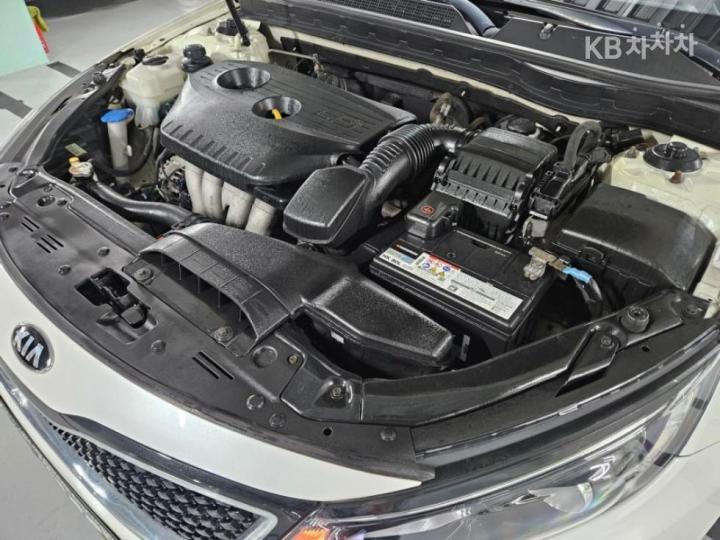 Kia K5 LPI Deluxe Base Type 9