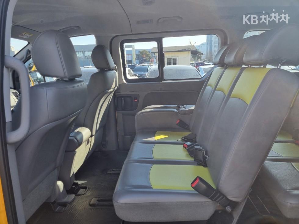 Hyundai Starex — miniaturë 6