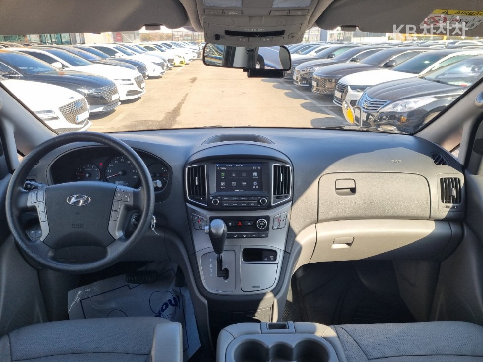 Hyundai Starex — miniaturë 11