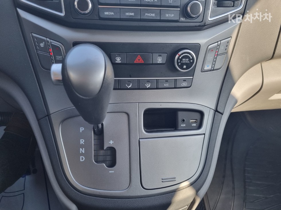 Hyundai Starex — miniaturë 15