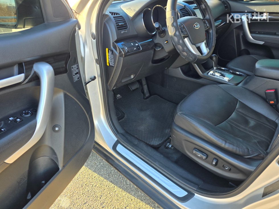 2012 - kia sorento