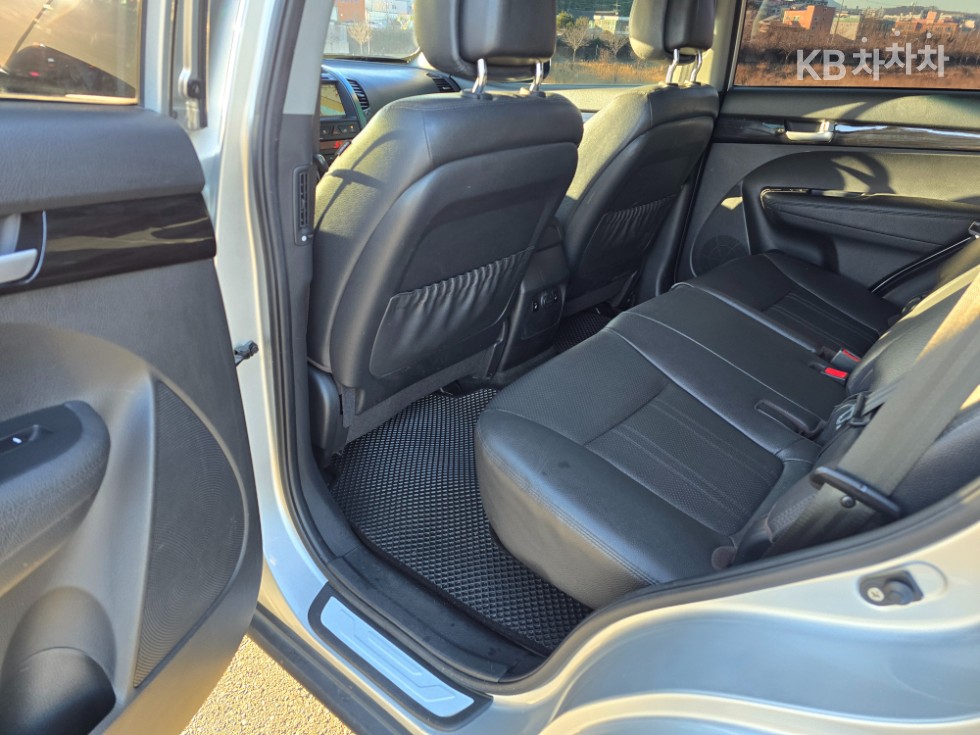 2012 - kia sorento