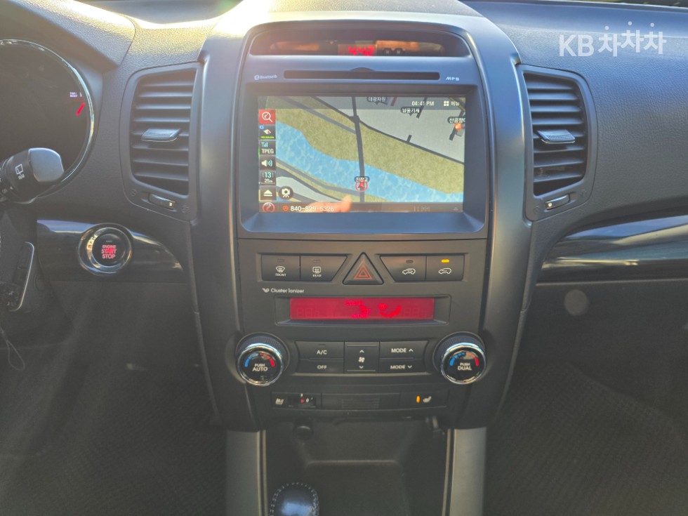 2012 - kia sorento