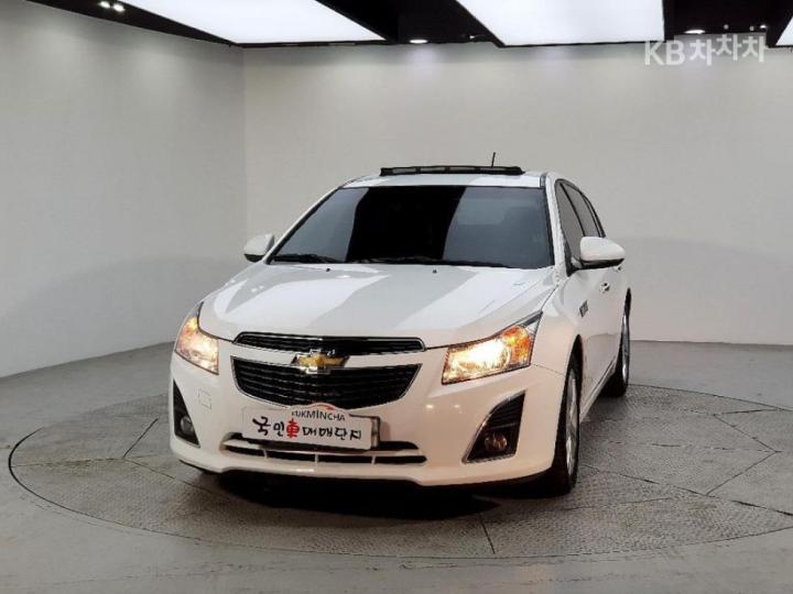 Chevrolet Cruze 5 2.0 LTZ+ Base Type