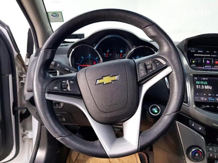 Chevrolet Cruze 5 2.0 LTZ+ Base Type 10