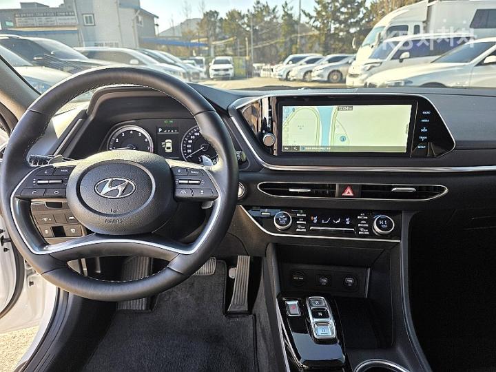 Hyundai Sonata DN8 2.0 LPG Premium 7