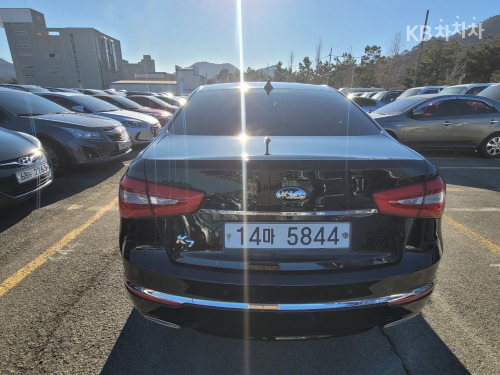 2013 - kia k7