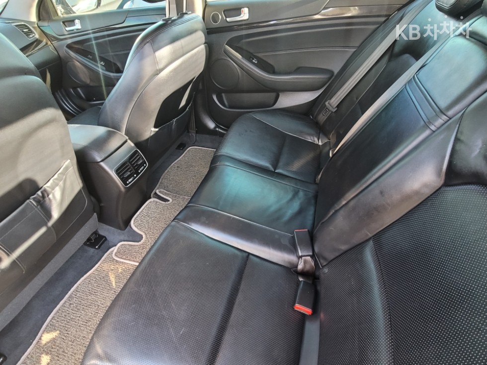 2013 - kia k7