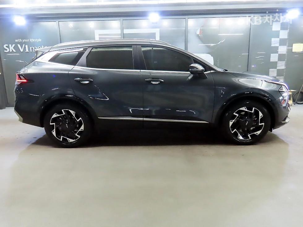 2024 - kia sportage
