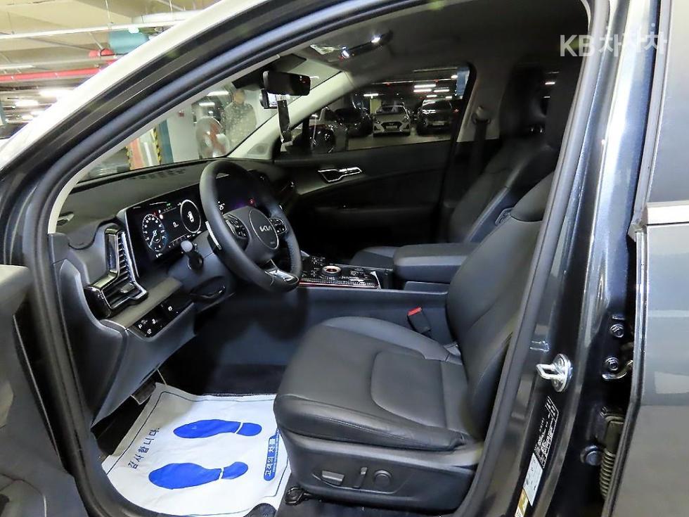 2024 - kia sportage
