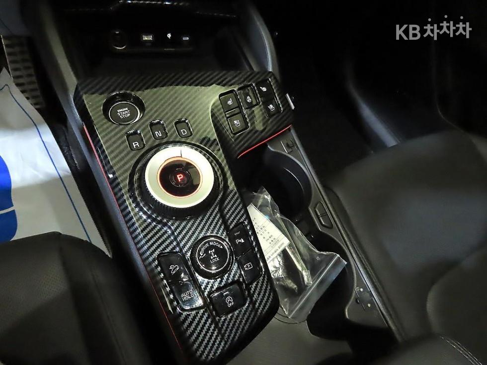 2024 - kia sportage