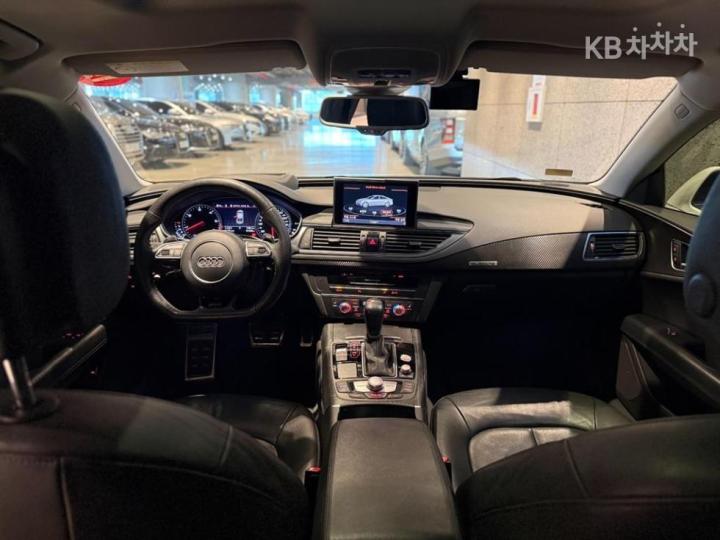 Audi A7 55 TDI Quattro 4G 10