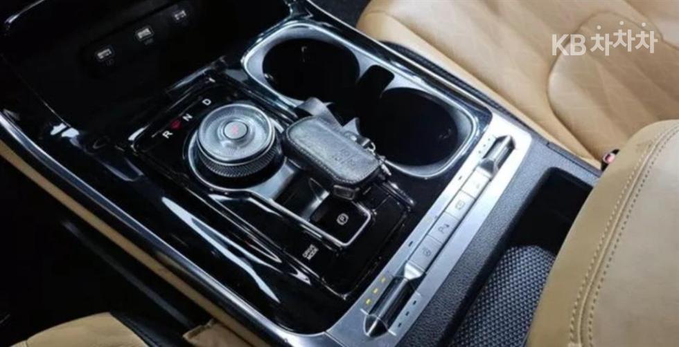 2021 - kia carnival