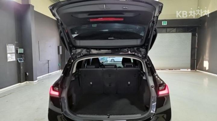 BMW 2 Series Active Tourer U06 220i Luxury 8