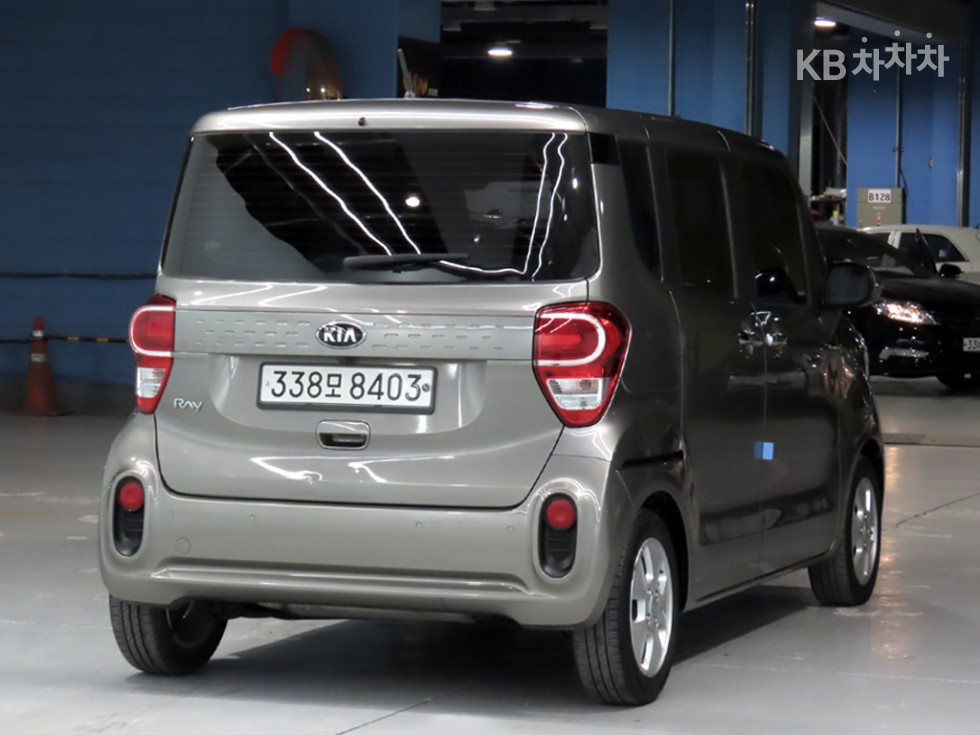 2021 - kia ray