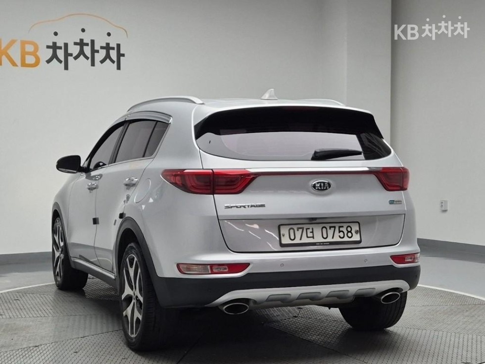 2016 - kia sportage