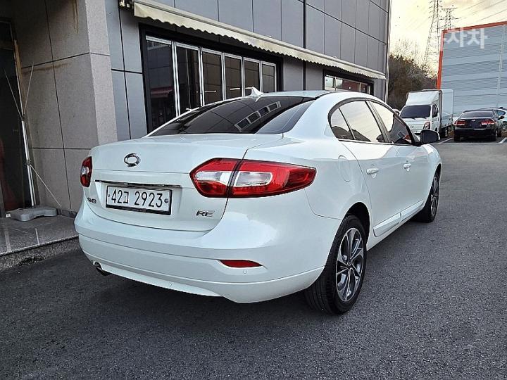 Renault SM3 Neo RE 4