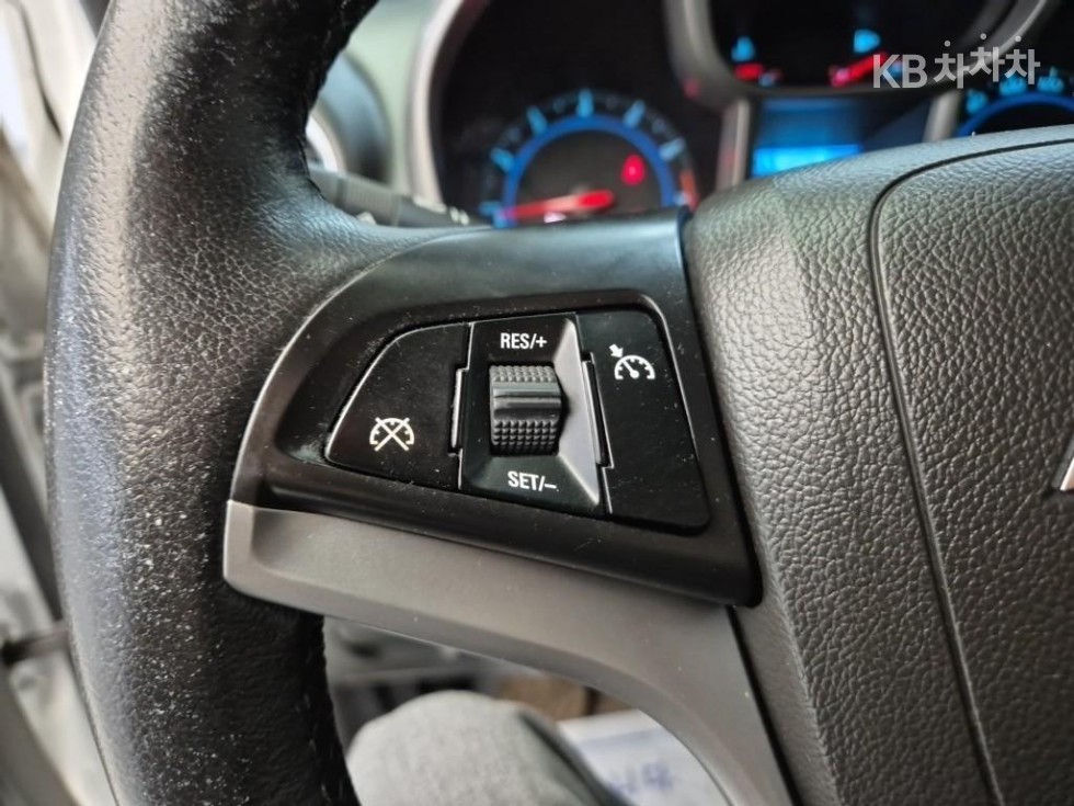 Chevrolet Orlando — miniaturë 13