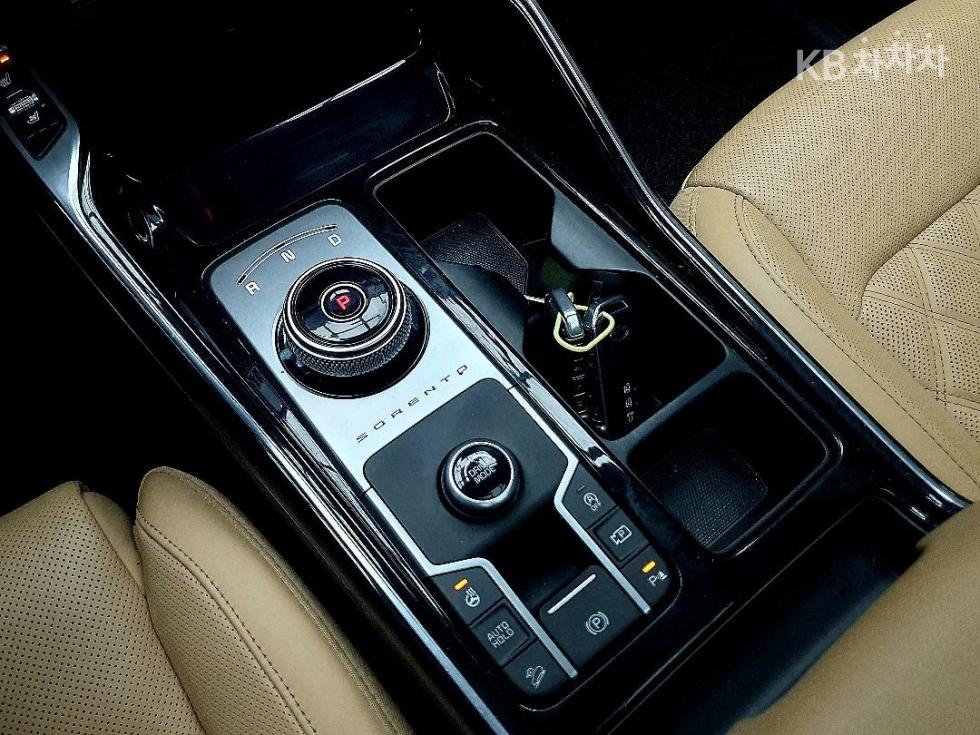 2021 - kia sorento
