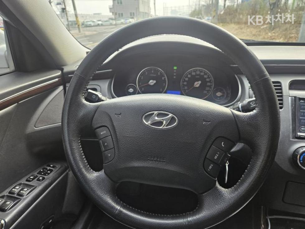 Hyundai Grandeur — miniaturë 9