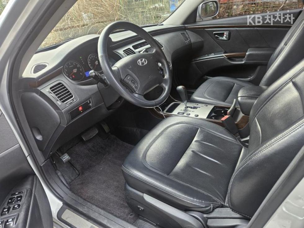 Hyundai Grandeur — miniaturë 12