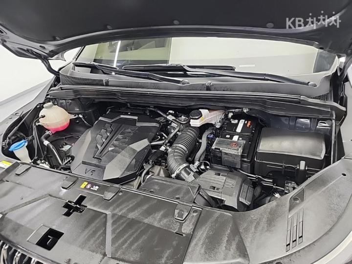 Kia Carnival G3.5 GDI Signature 6