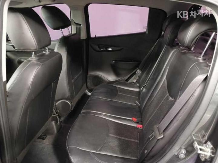 Chevrolet Spark The Next LT PLUS C-TECH 9