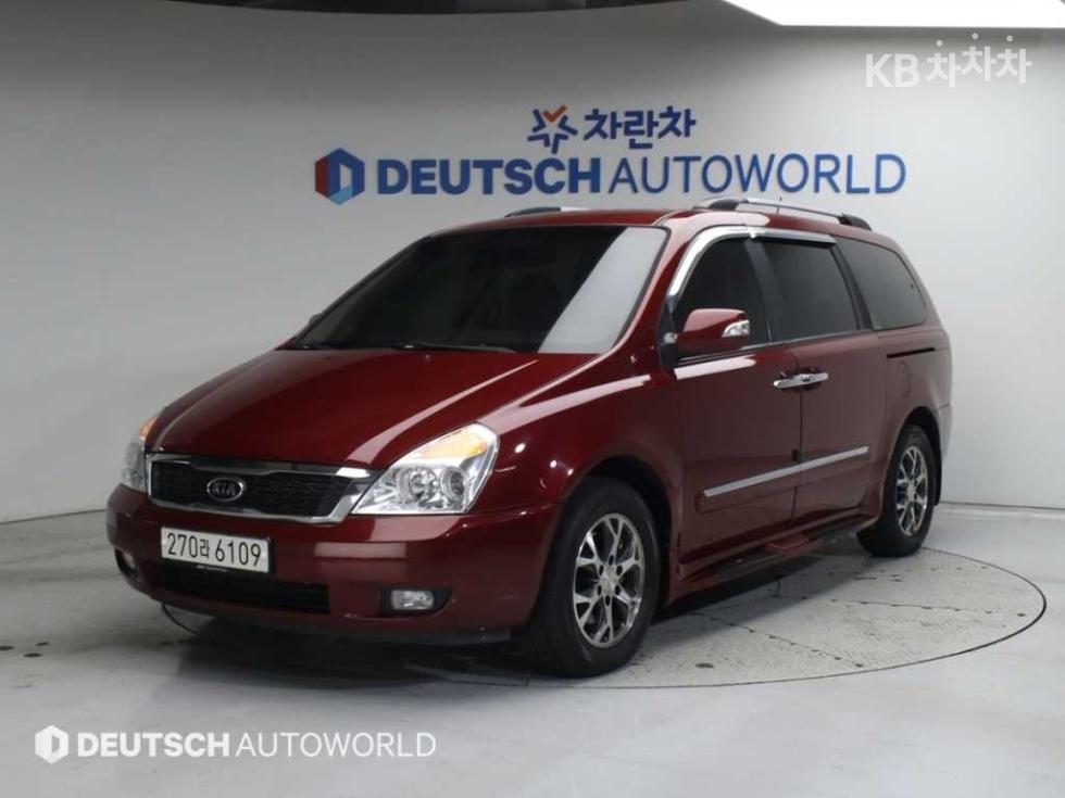 2011 kia carnival