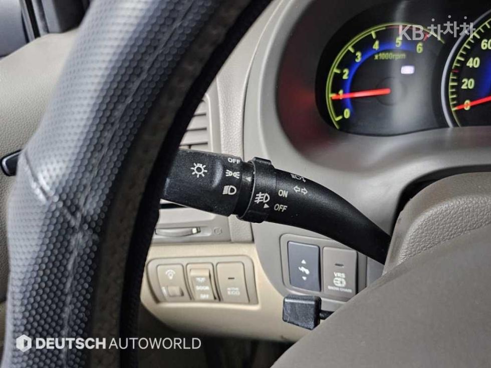 2011 - kia carnival