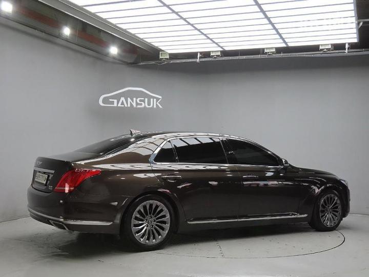 Genesis EQ900 3.3 T-GDI AWD Prestige 5