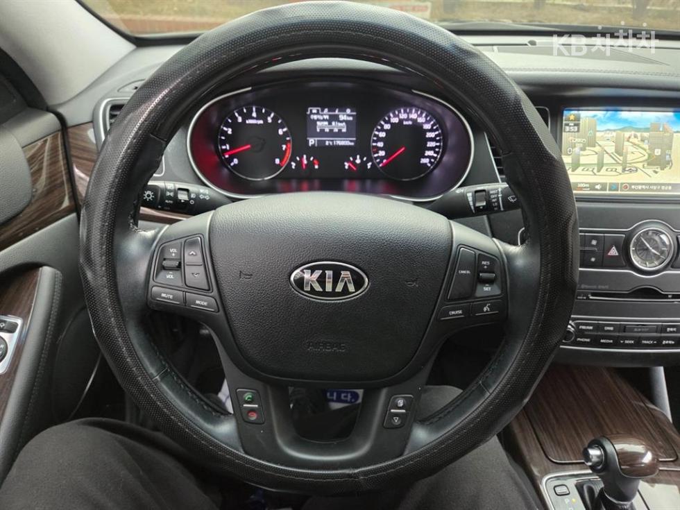 2016 - kia k7