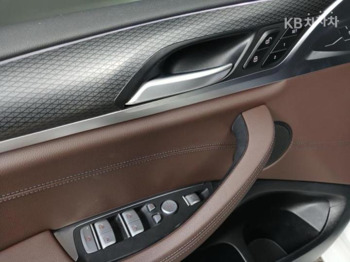 BMW X4 New G02 xDrive 20i xLine 9