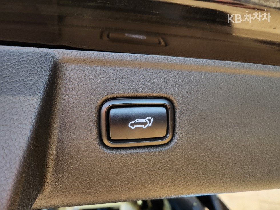 2021 - kia mohave