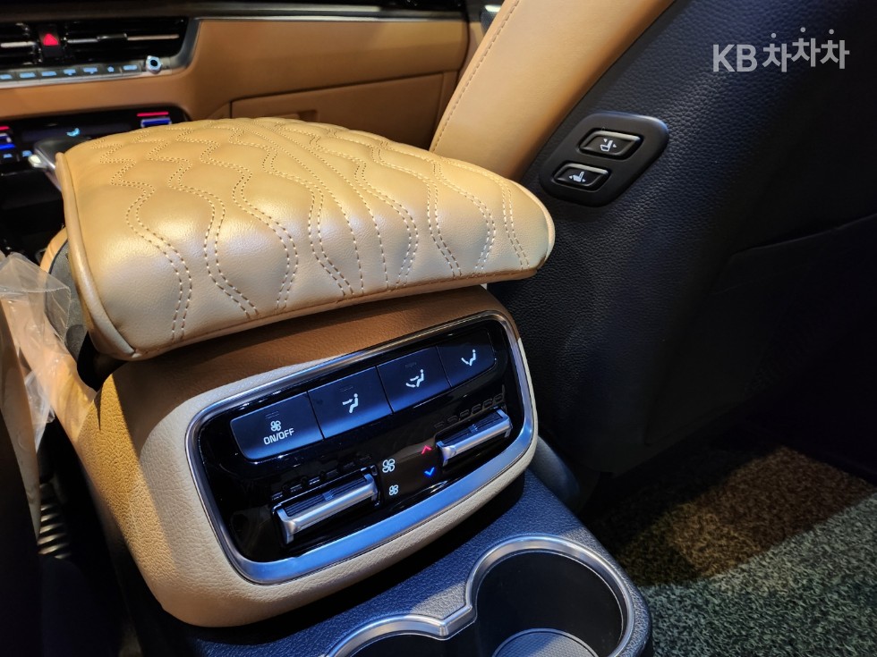 2021 - kia mohave