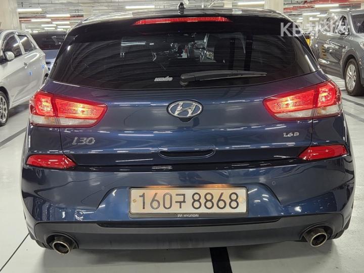 Hyundai i30 PD Diesel 1.6 Smart 6