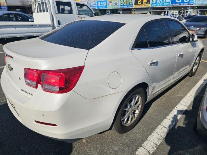 Chevrolet Malibu LPGi 2.0 LT Base Type 5