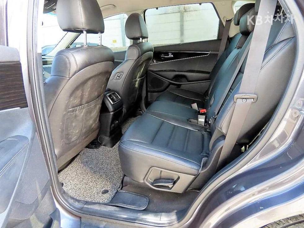 2020 - kia sorento