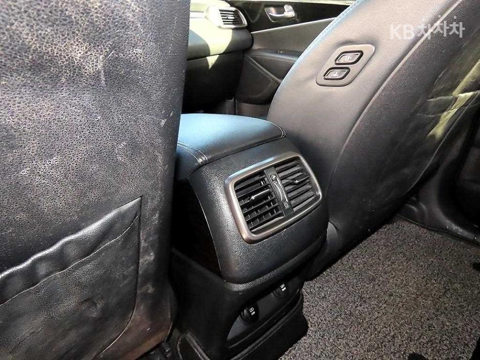 2020 - kia sorento
