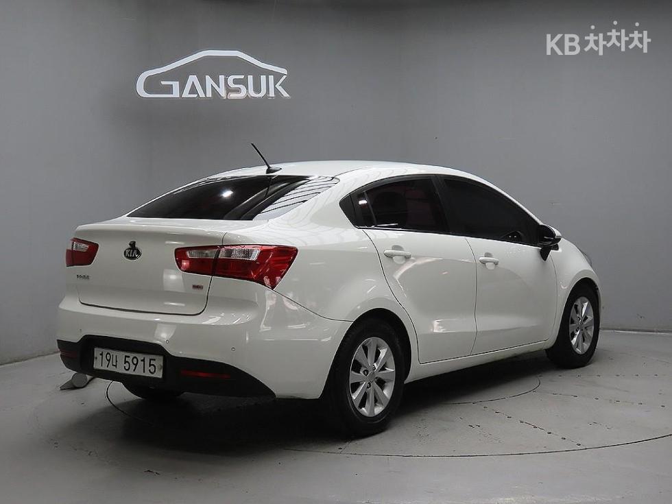 2012 - kia pride