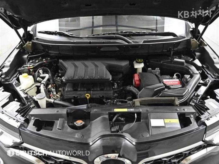 Renault QM6 2.0 LPe 2WD RE Signature 7