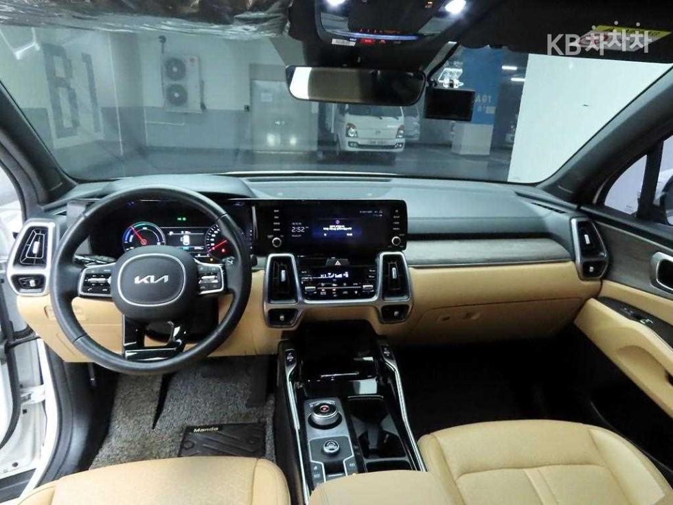 2022 - kia sorento